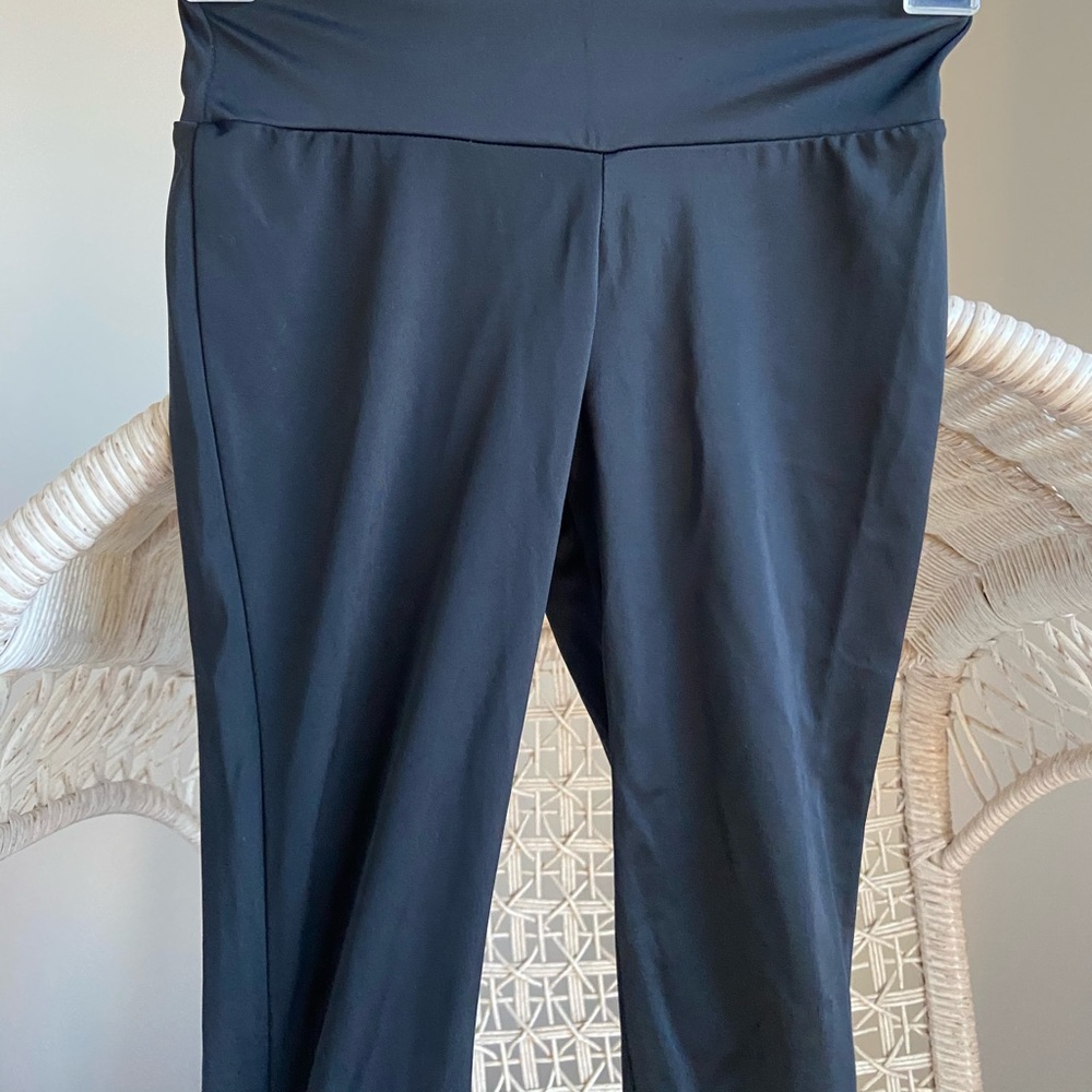 BLACK LEGGINGS